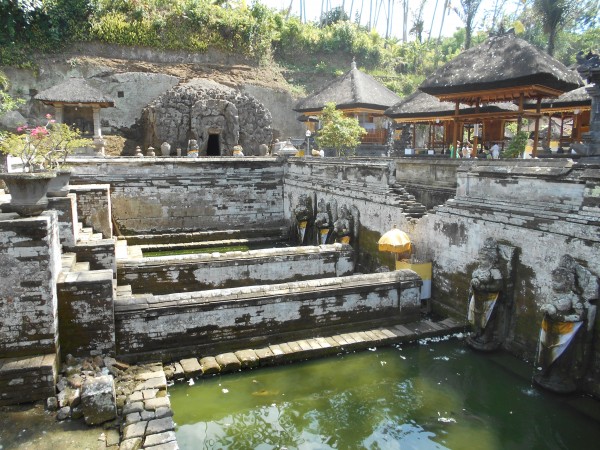 Один из древнейших храмов на Бали – "пещера слона"